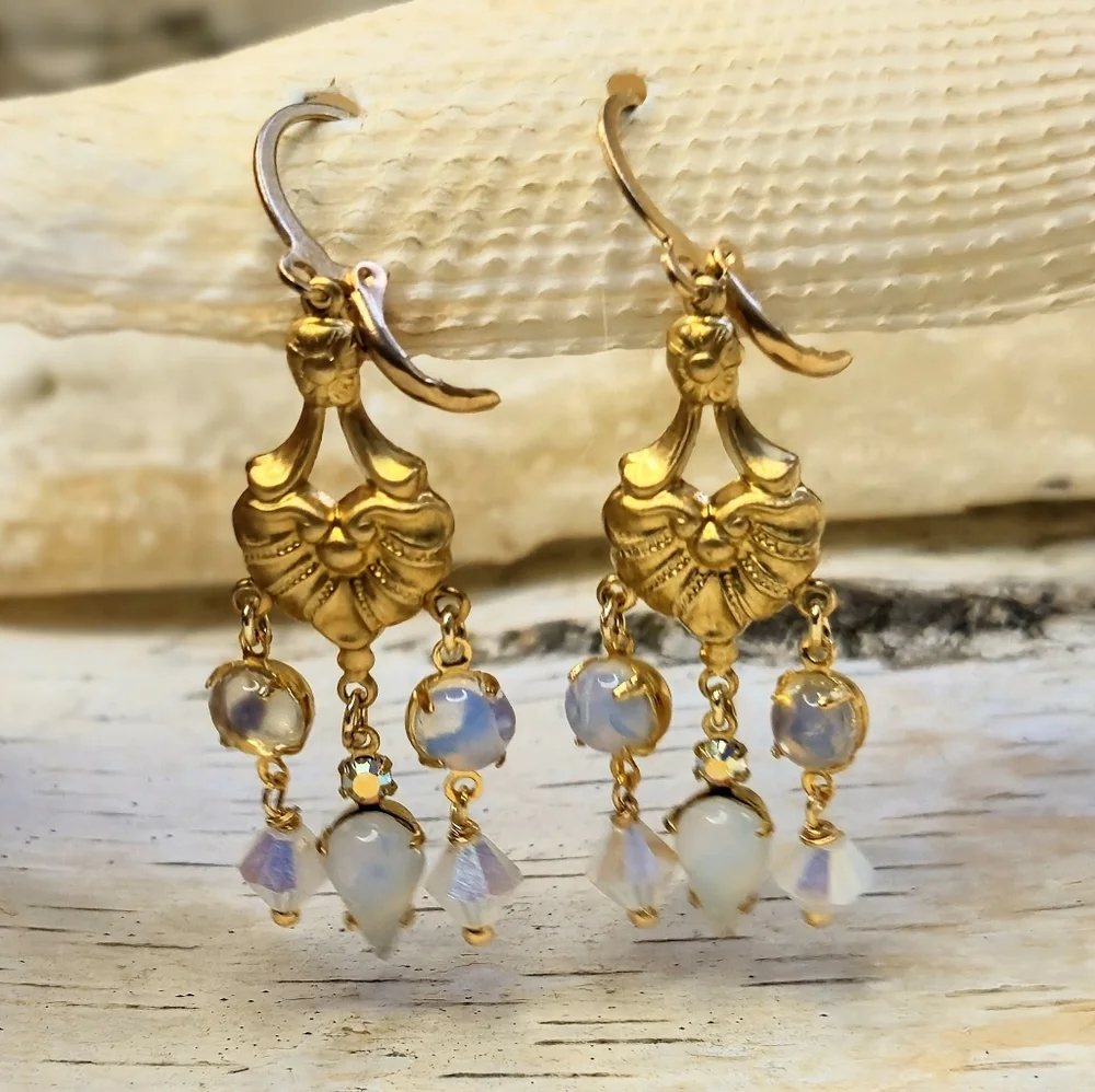 Victorian Opalite & Milky White Crystal Gold Plated Chandelier Art Deco Earrings - Picture 4 of 9
